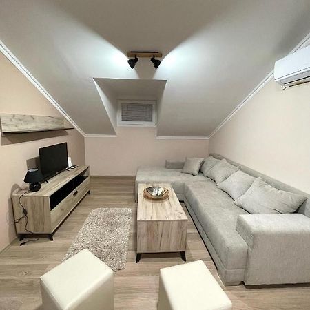 Vivko Apartments Veliko Gradište Eksteriør bilde